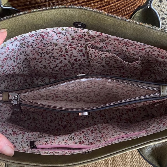 Islander Harris Tweed “Cassley” 100% Pure Wool Olive and Tweed Women's Tote. NWT - Picture 7 of 16